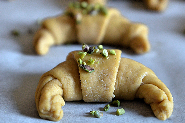 Croissant farciti con crema di pistacchio o marmellata.