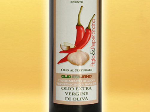 Olio extravergine al peperoncino e aglio