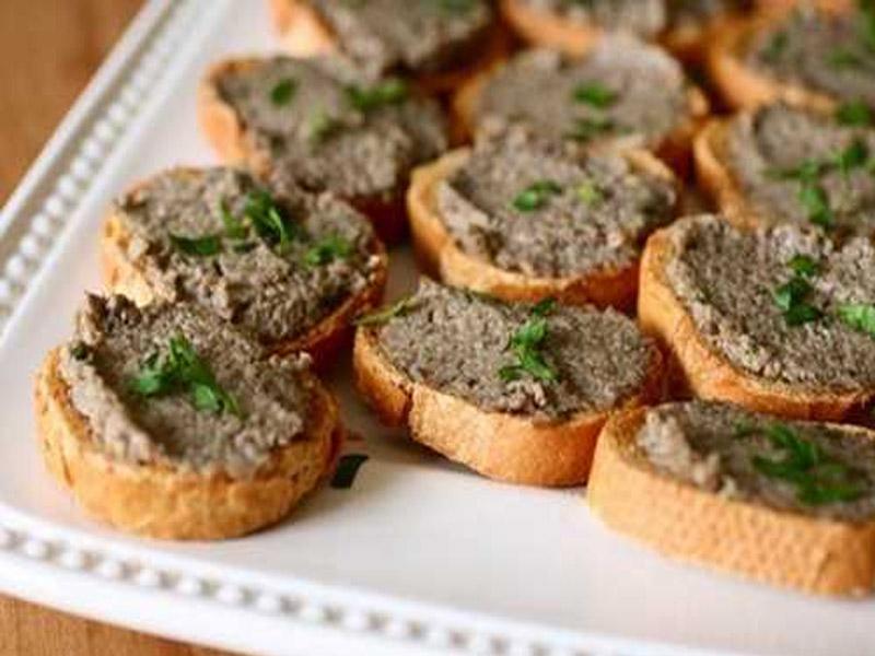 Patè di olive verdi dell'Etna