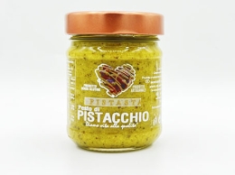 Pistachios pesto